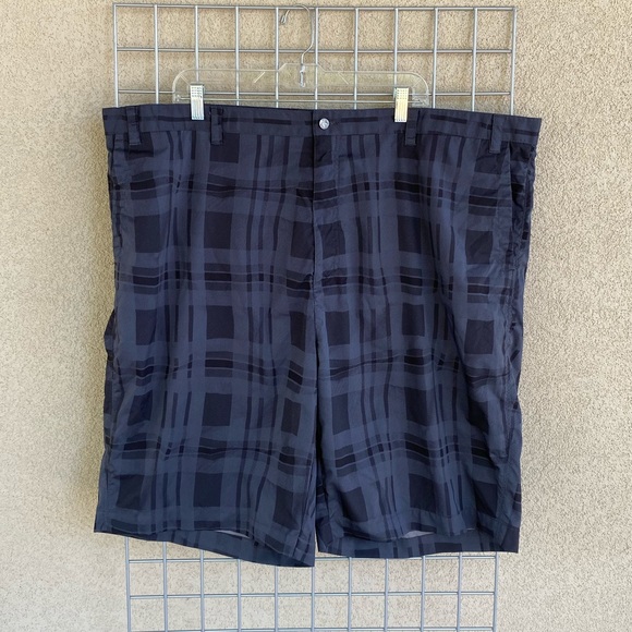 Callaway Other - Men's Big & Tall Callaway Easy Care Golf Shorts